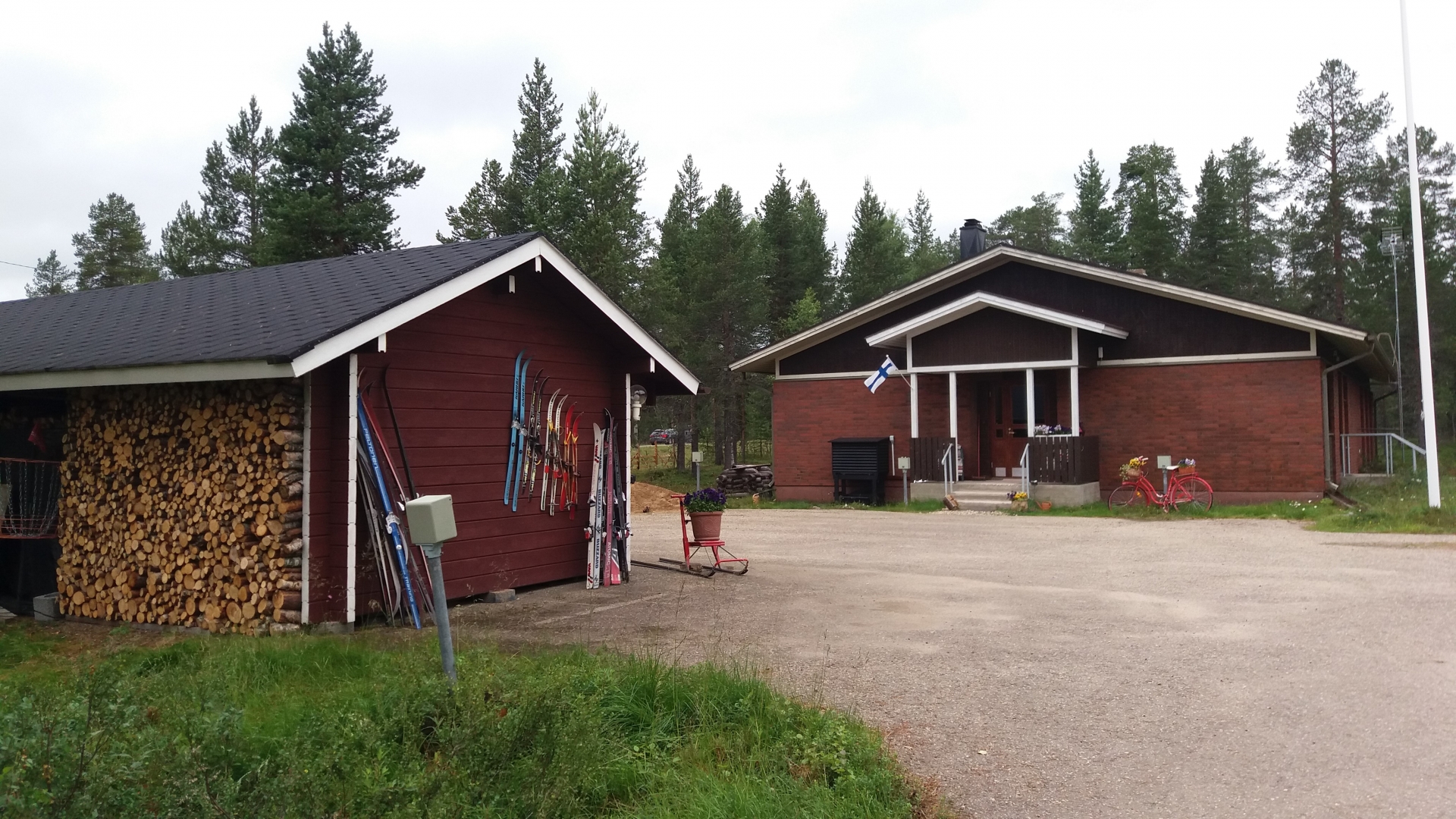 NattasTupa, sisäänkäynti